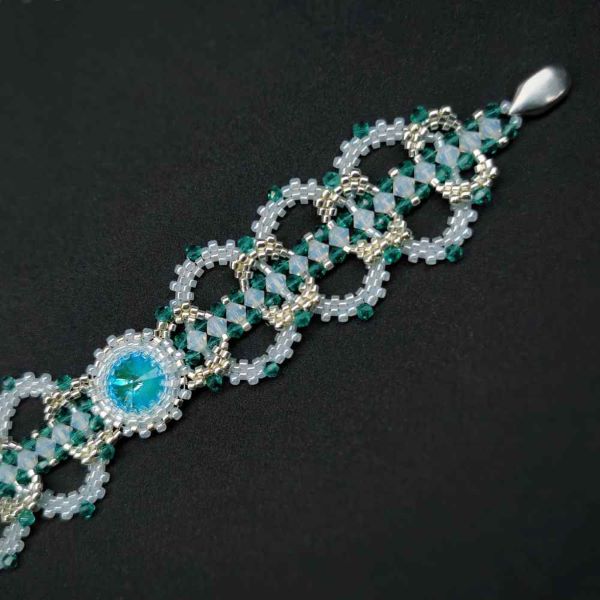 Icy Lace Bracelet Tutorial